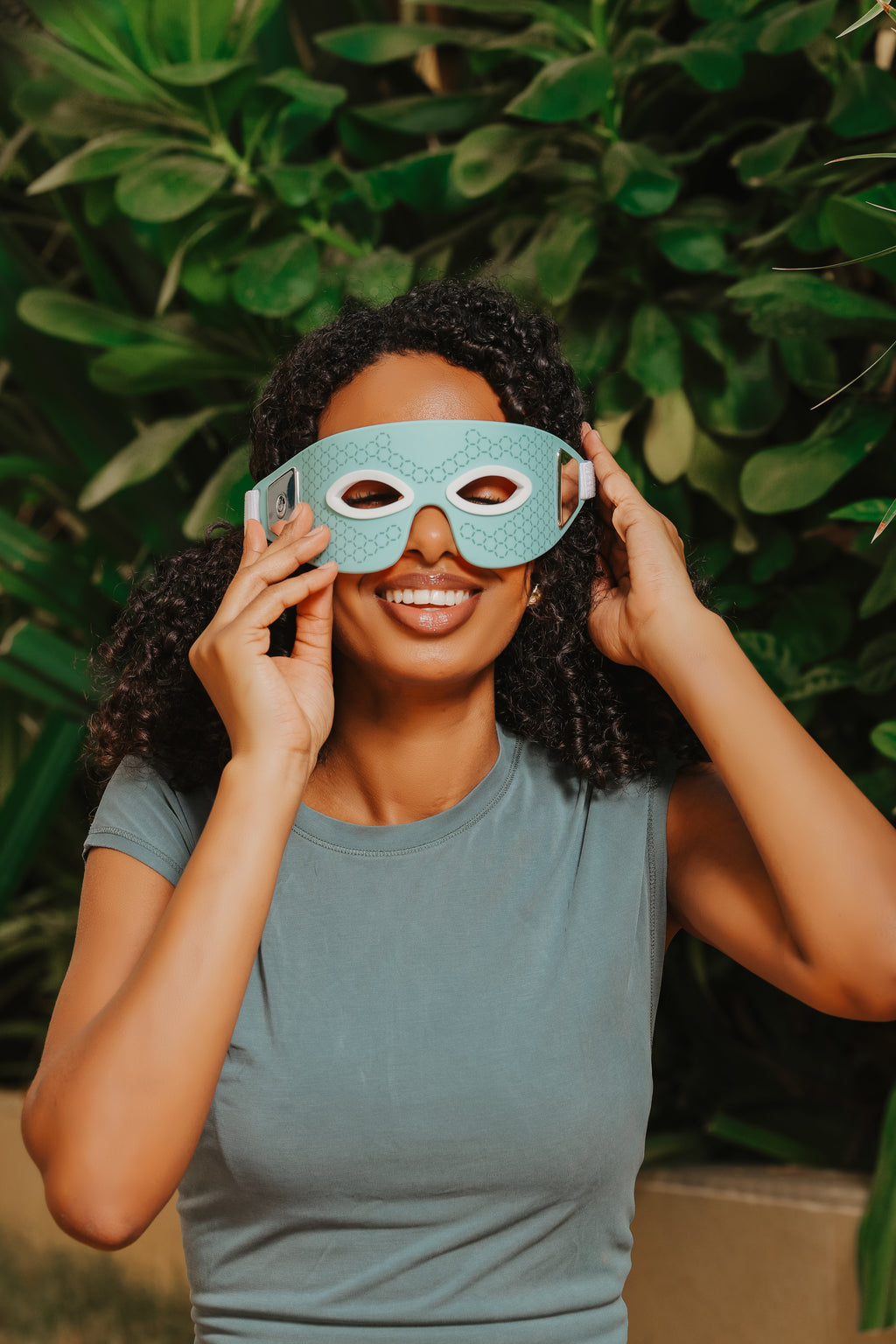 SoulSkin EyeMask Precision - Hands-free Red Light Therapy Eye Mask